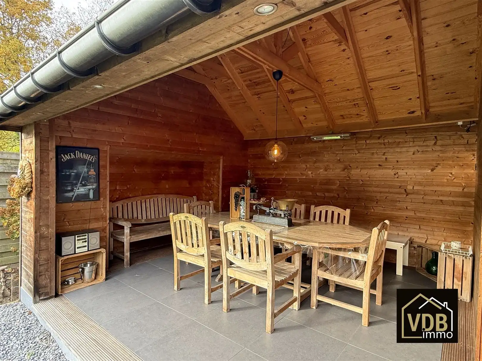 Instapklare halfopen bebouwing met 3 slaapkamers foto 30