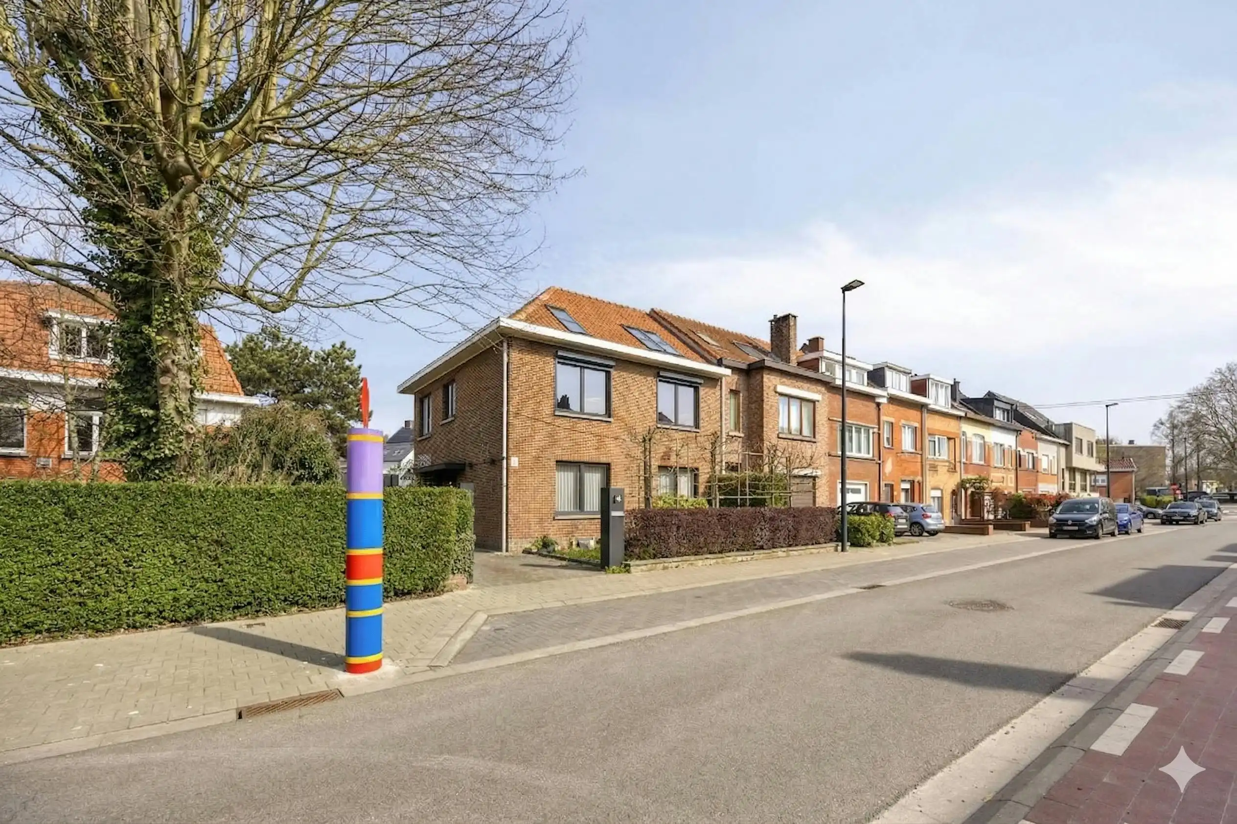 Driegevel huis met 4 slaapkamers, garage en tuin in Wemmel  foto 2