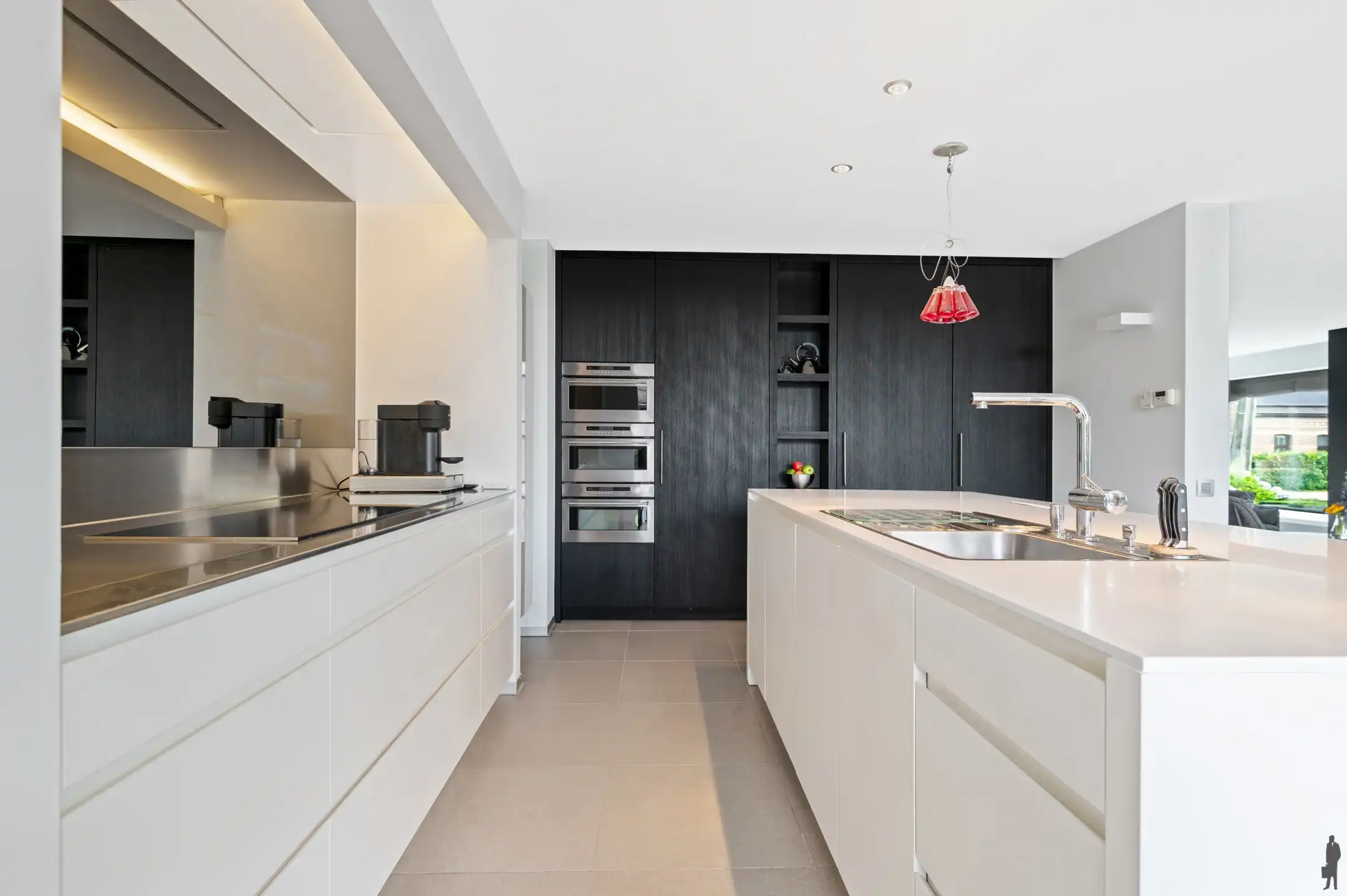 Energiezuinige villa met luxe afwerking en zonnige tuin (1.183 m²) foto 17