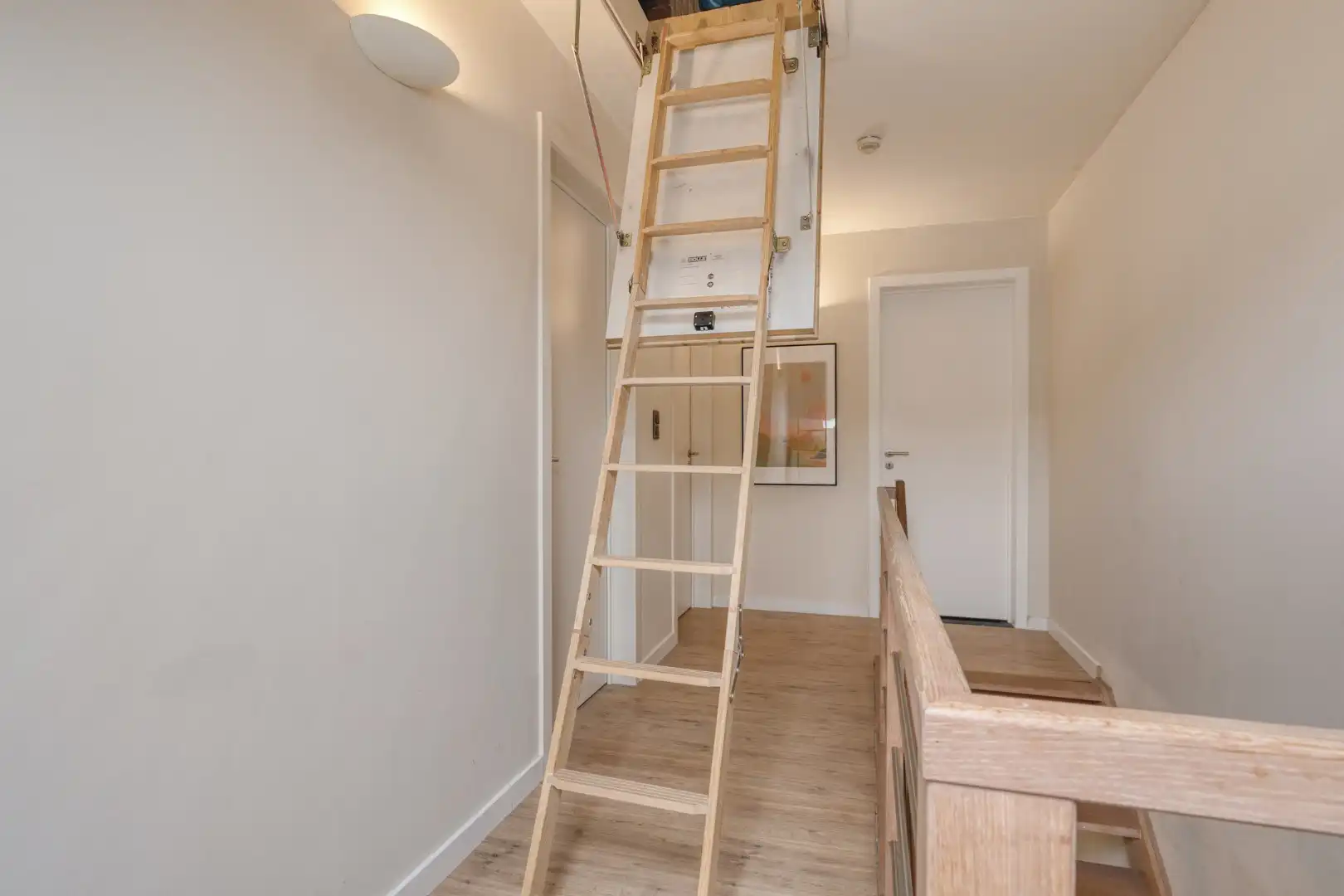 Instapklare bel-etagewoning met dubbele garage en tuin in het centrum van Retie foto 27