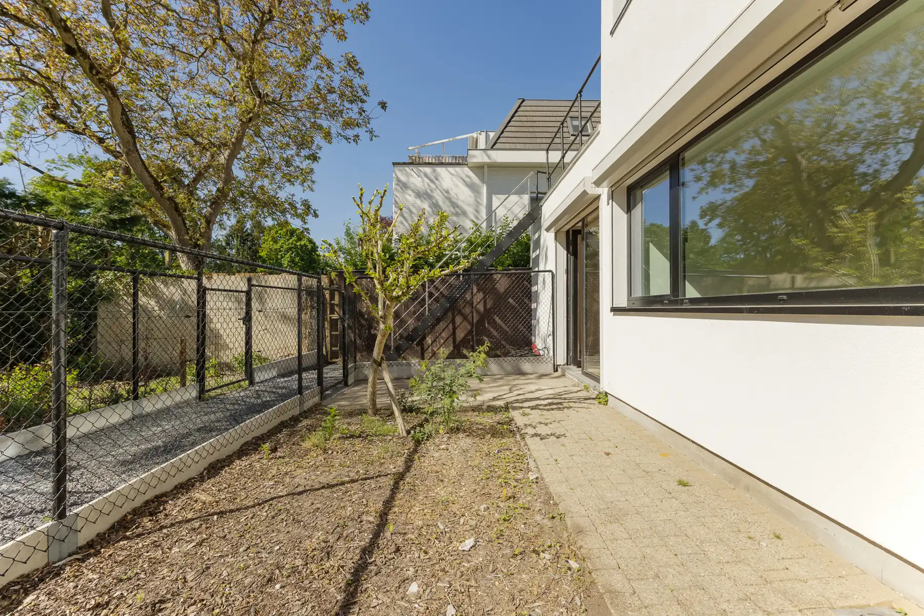 Handelsgelijkvloers op toplocatie voor het centrum foto 16