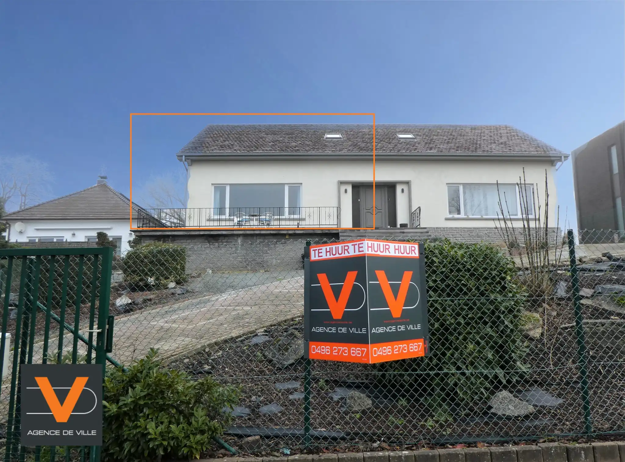 Prachtige koppelwoning met zonnig terras van 16m² en 2 autostaanplaatsen. Veel lichtinval door de grote ramen. foto 23