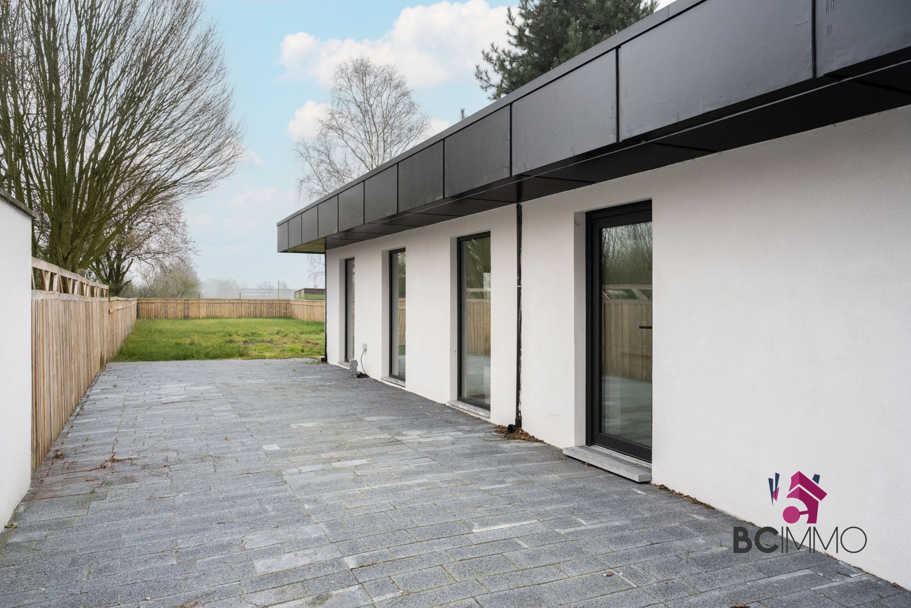 Ruime gerenoveerde woning in Hasselt-Kuringen foto 5