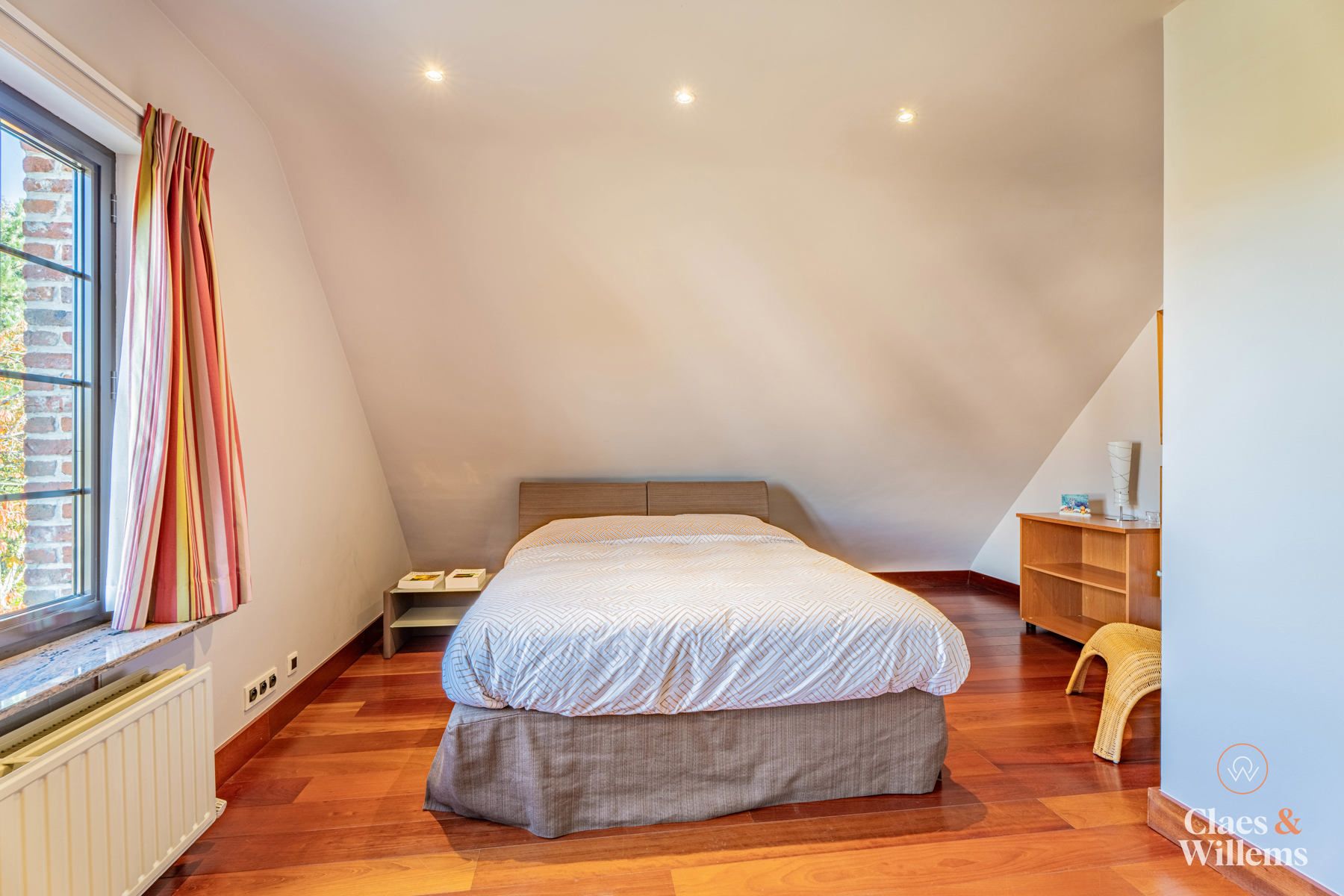 Ruime gezinswoning met praktijk- of kantoorruimte foto 25