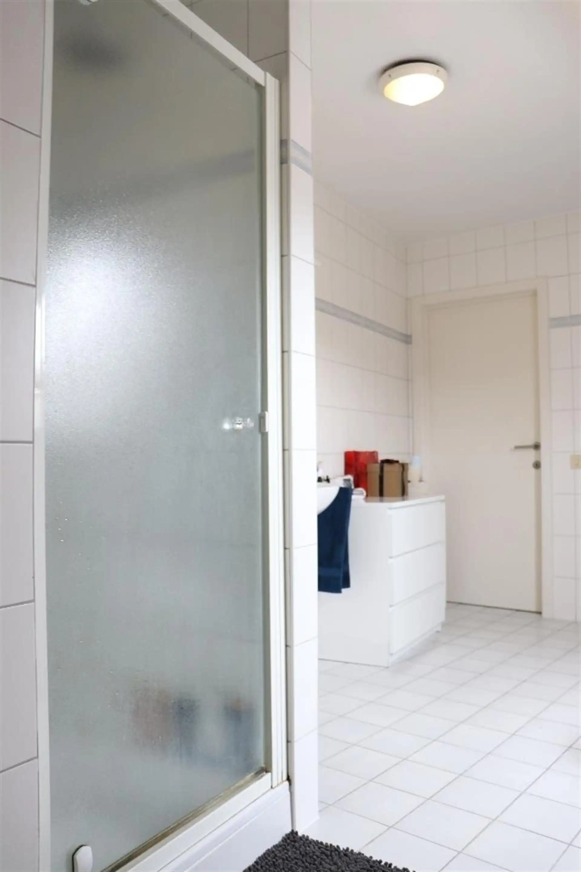 Centraal gelegen appartement (128m²) met 1 slaapkamer en een bijkamer foto 13