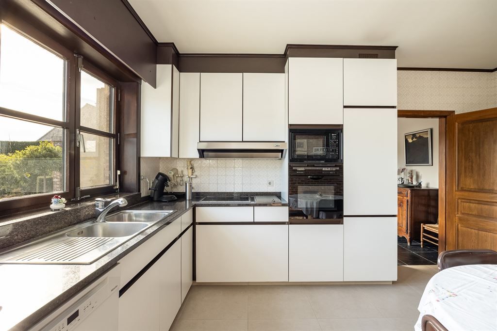 Statige, ruime woning met zuidgerichte tuin! foto 8