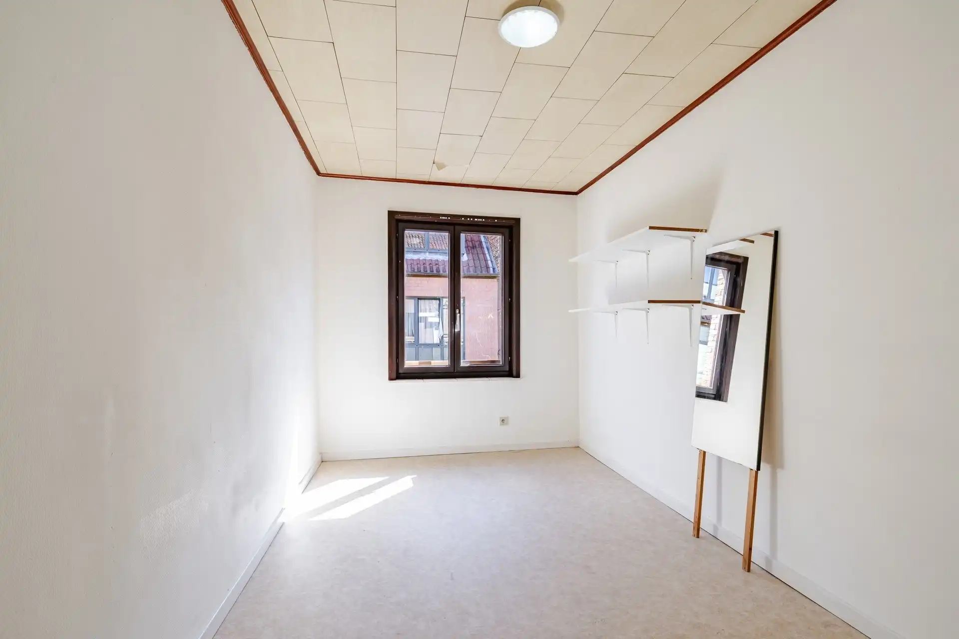 3-slaapkamerwoning met loods in het centrum van Wetteren foto 11