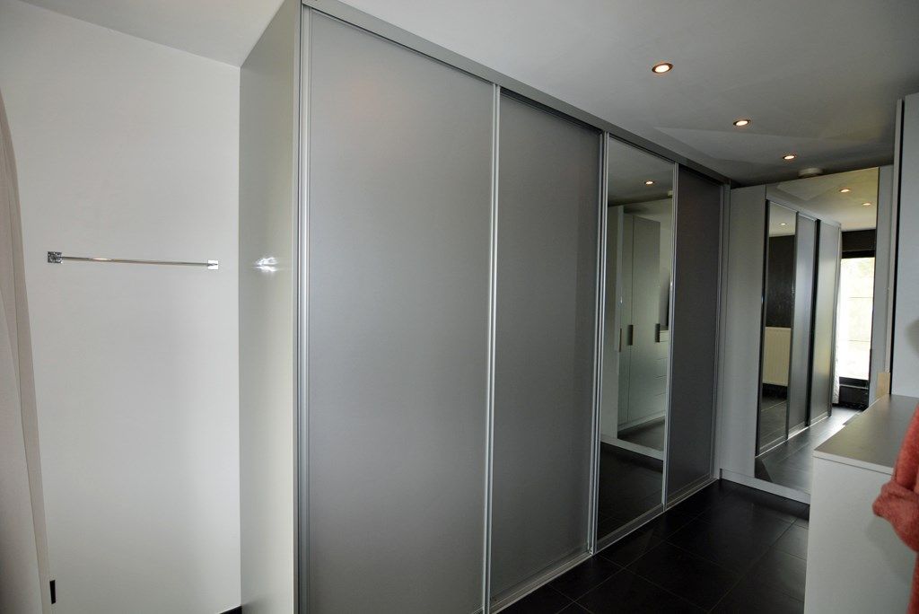 Moderne, energiezuinige woning met 4 slpks op 7a 7ca. foto 22