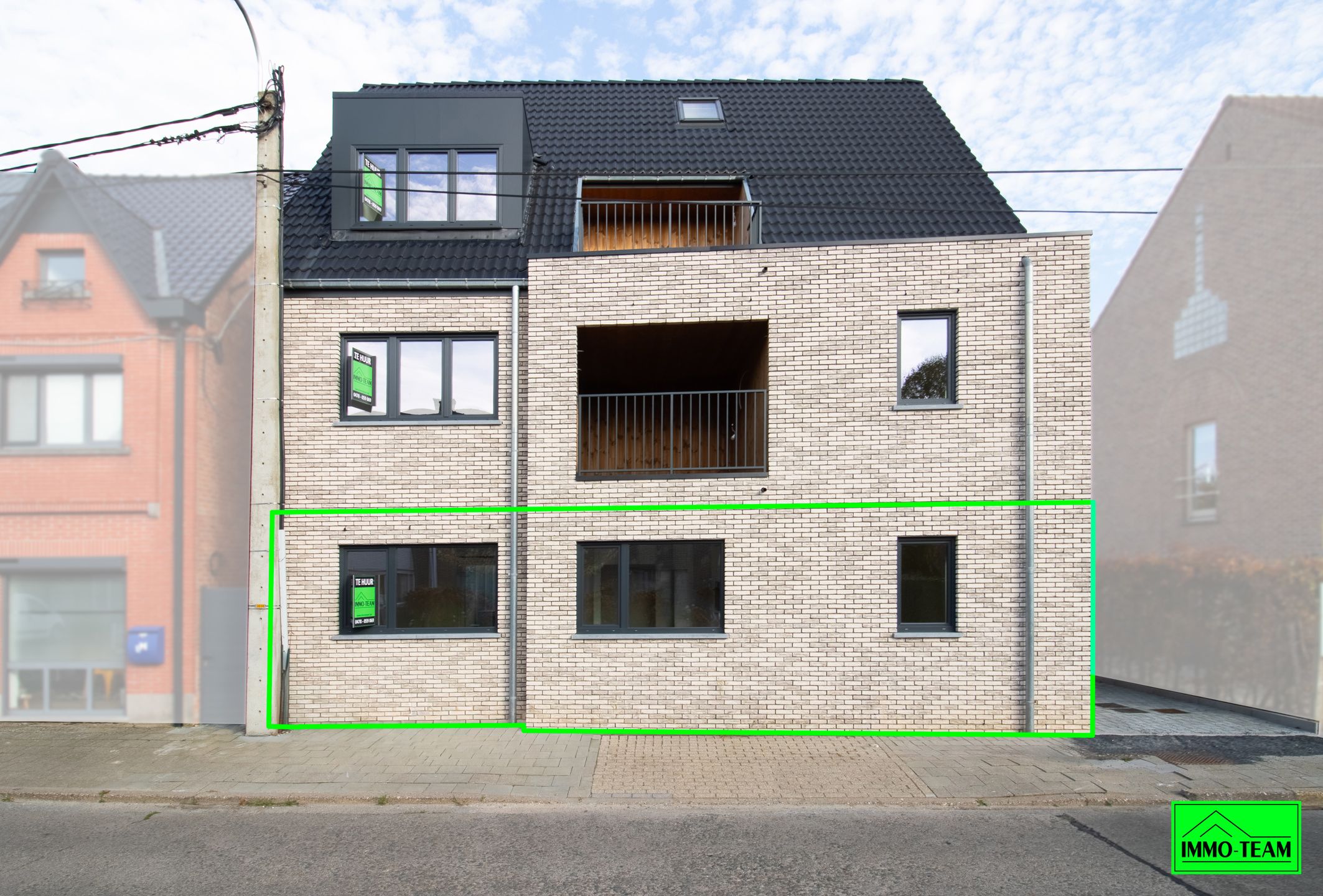 Nieuwbouw gelijkvloers appartement met terras en garage.  foto 2