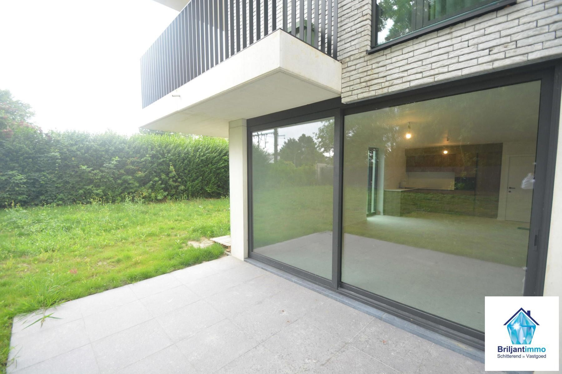 Modern energiezuinig gelijkvloers 1 slaapkamer app foto 3