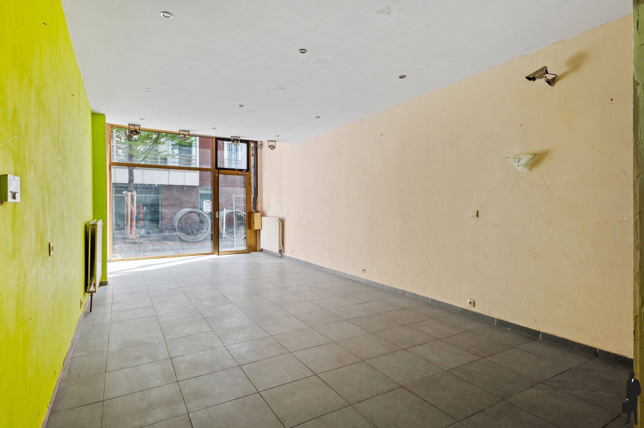 Dubbele handelswoning met mogelijkheden foto 2