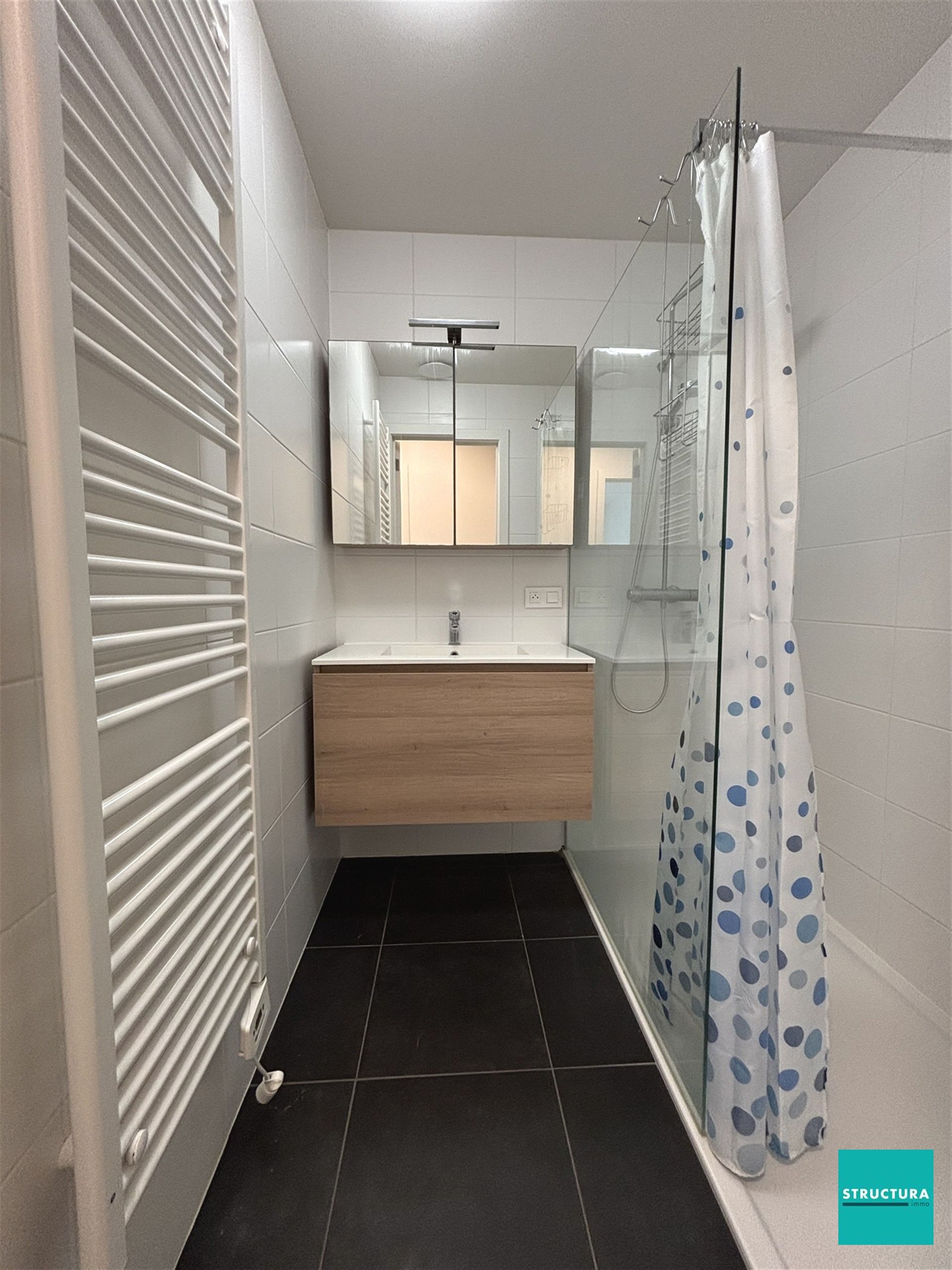  BEZOEKEN VOLZET- 1 Kamer appartement met terras en staanplaats foto 5