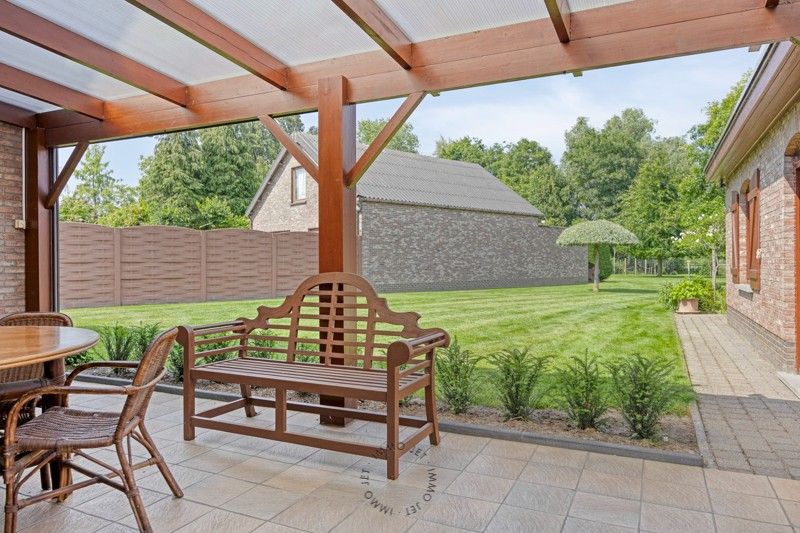 Vrijstaande woning met een uitzonderlijk perceel van 2.850 m² foto 28
