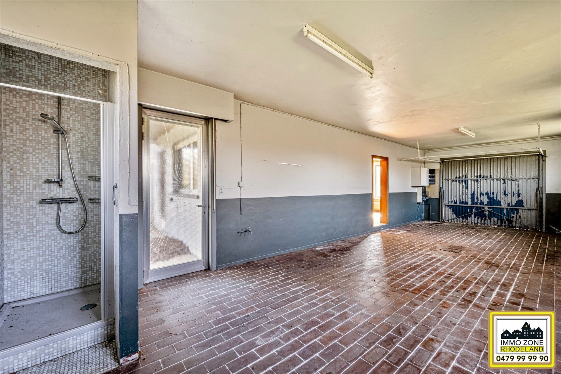 Statige te renoveren notaris woning op groot perceel foto 13