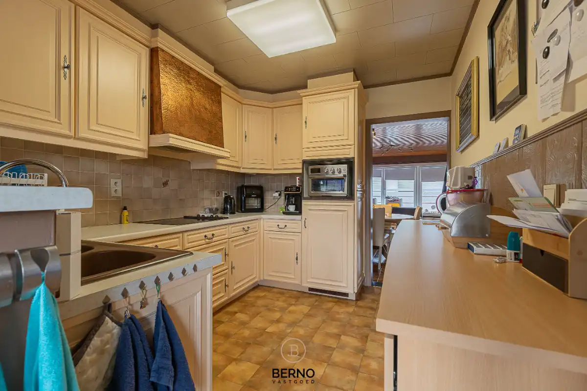 Op te frissen bel-etagewoning foto 5