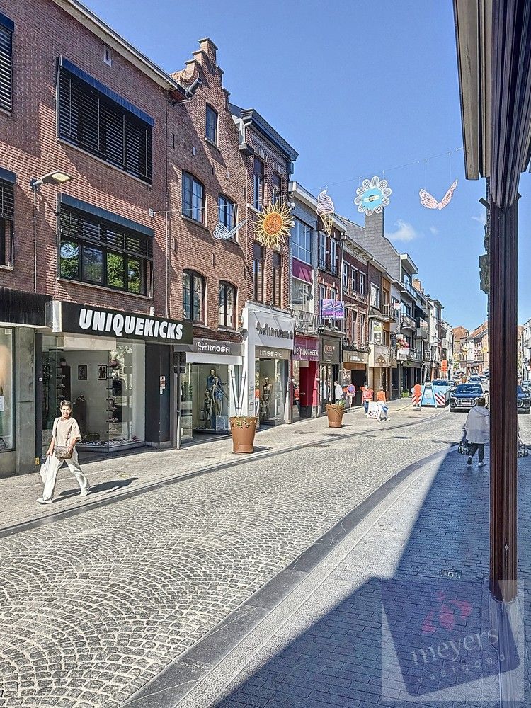 Handelspand met woonst in hartje Sint-Truiden – Stapelstraat 50 foto 2
