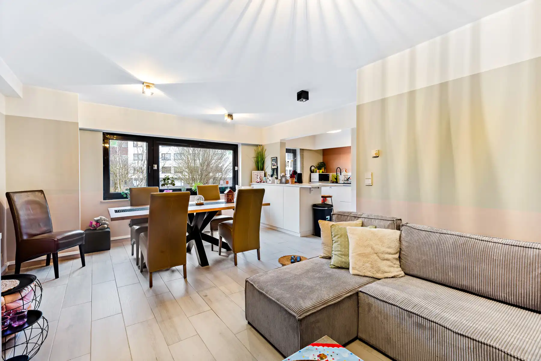 Topligging aan AZ Oostende met 2 slpk, 25 m² terras & garage foto 2