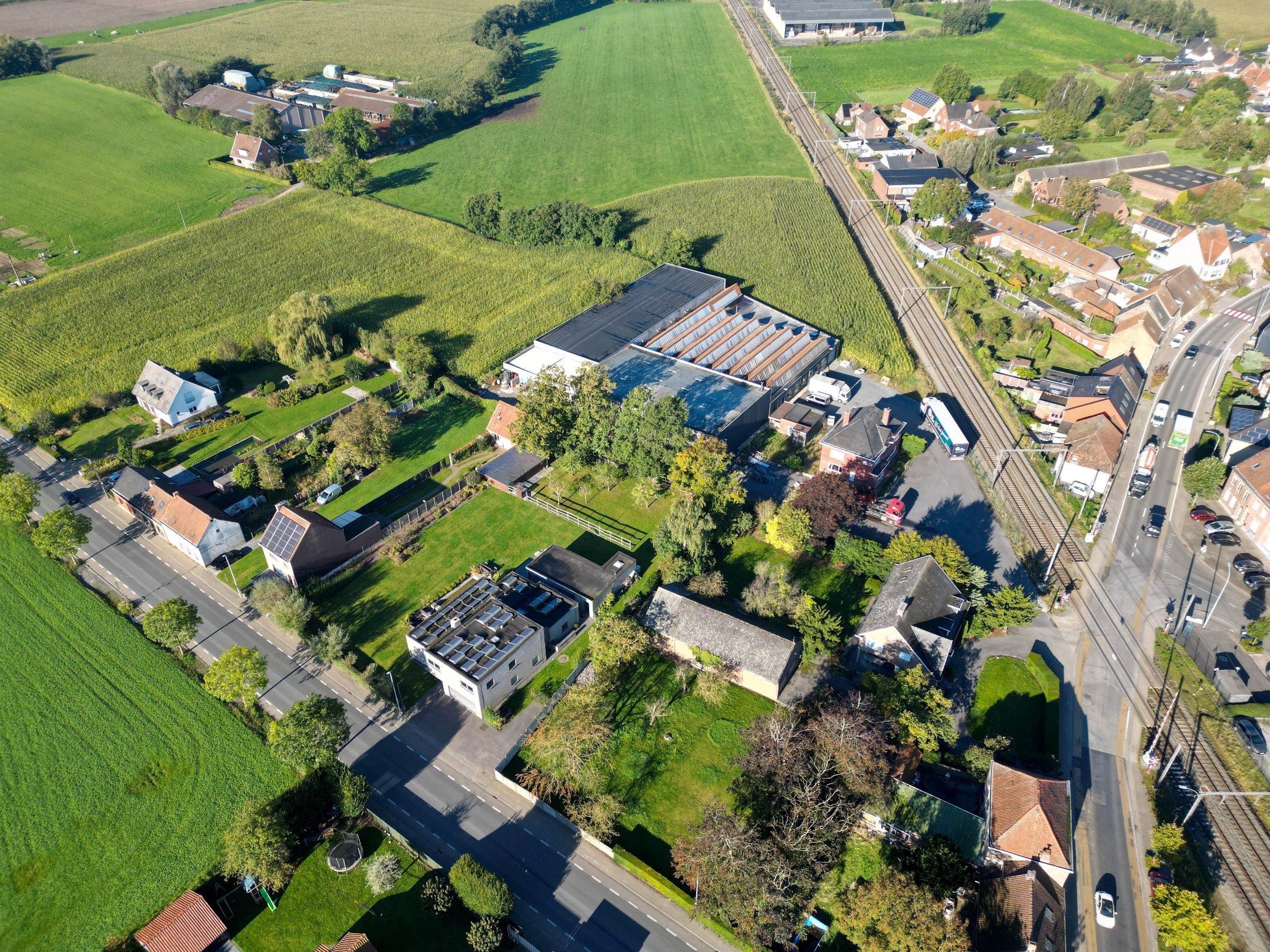 GOED GELEGEN COMMERCIELE SITE OP 14.766 M² foto 2