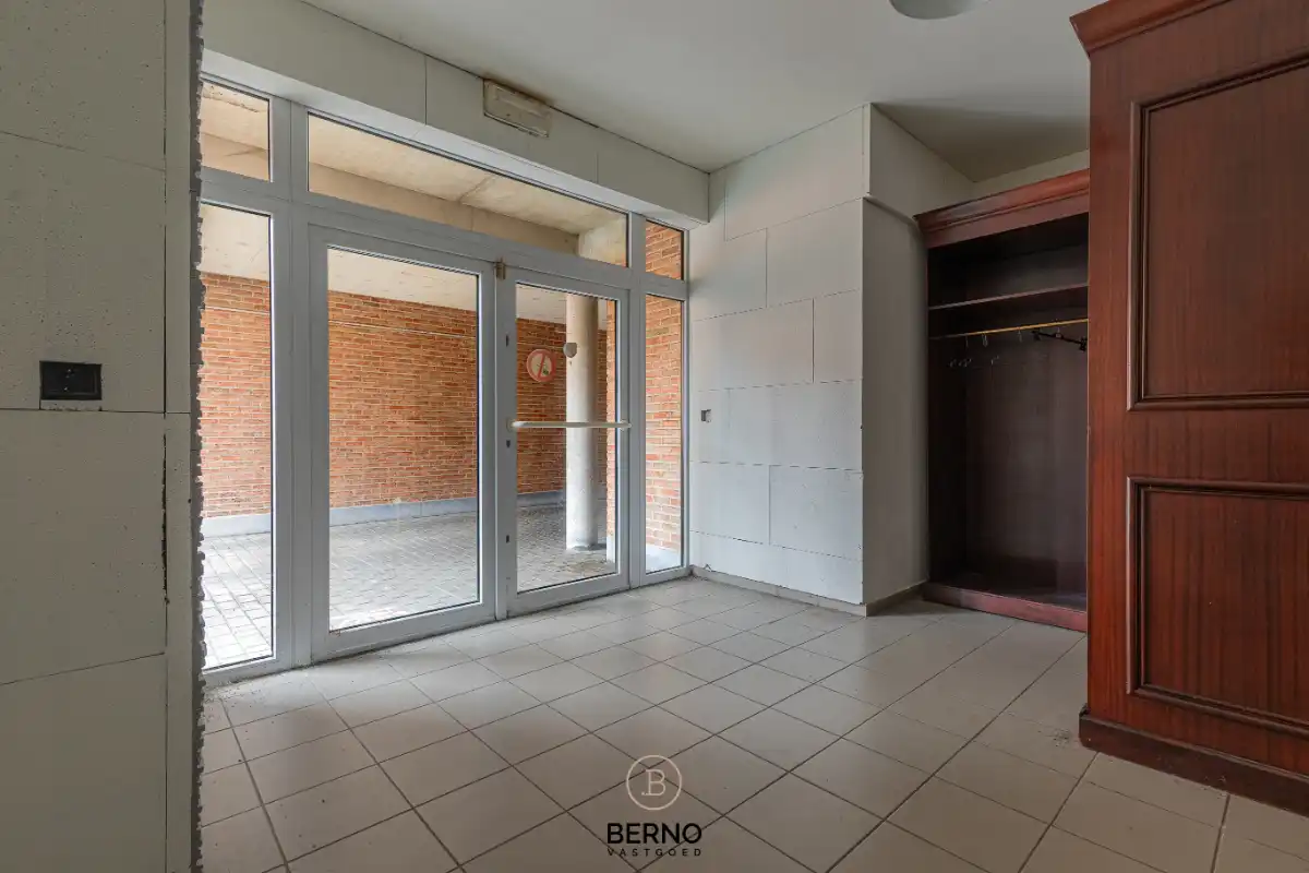 Horecazaak met ruime zaal. foto 7