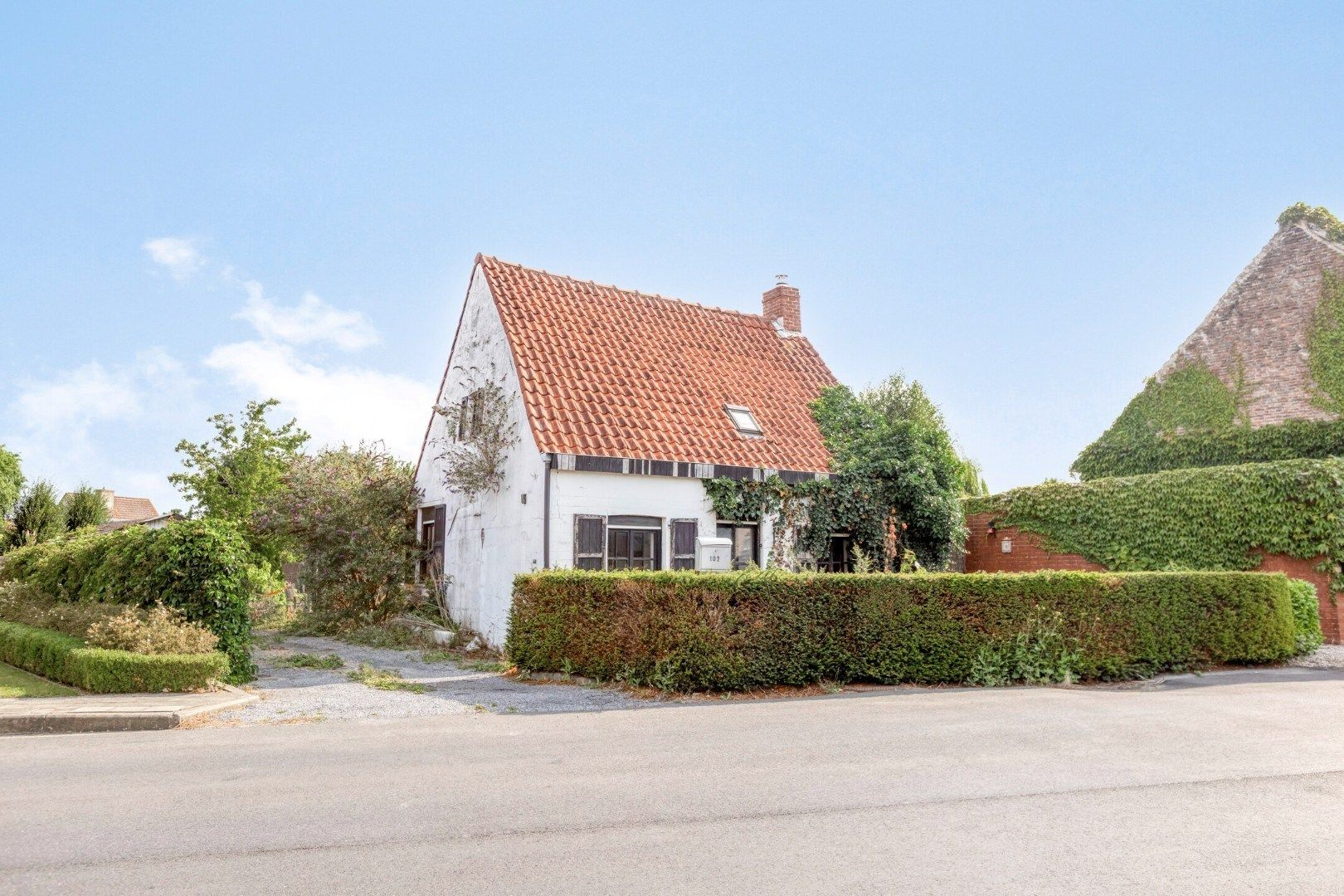 Stuk grond op 570 m2 in een rustige buurt! foto 2