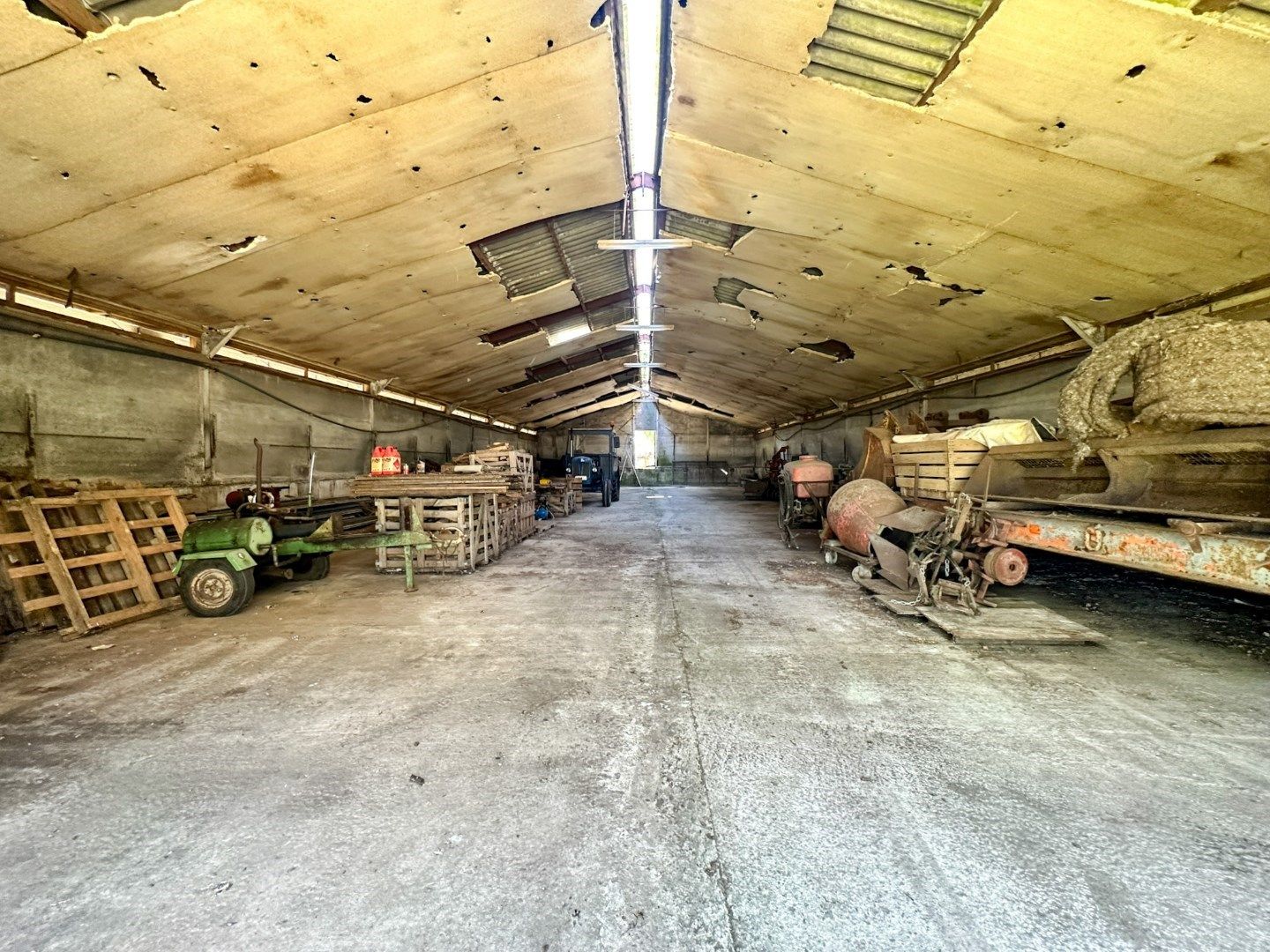 Hoevewoning met weilanden, te renoveren, unieke ligging in Torhout, vlak bij Groenhovebos foto 12