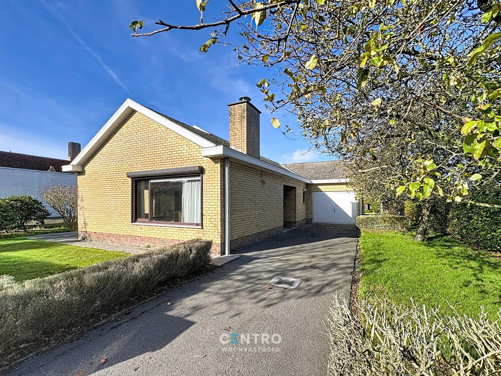 Rustig gelegen woning op 987m2 grond te Uitkerke! foto 18