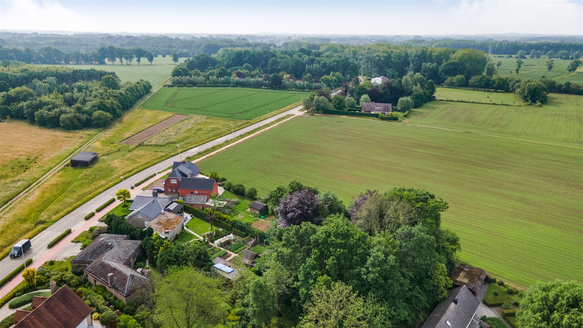 Zeer ruime open bebouwing op een perceel van 2185 m2 foto 28