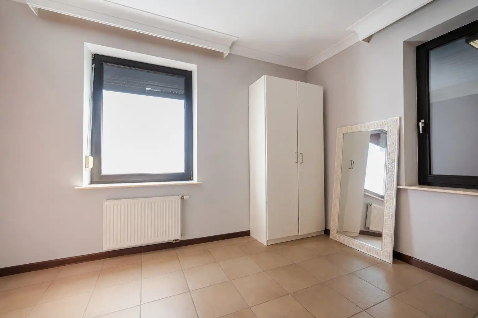 Ruime woning met tal van mogelijkheden op een strategische locatie in Sint-Truiden. foto 13