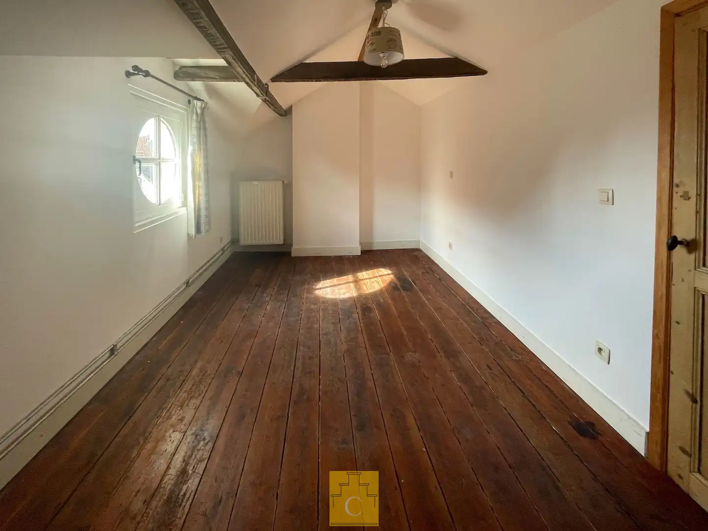 Gerenoveerd duplex appartement centrum Brugge foto 8