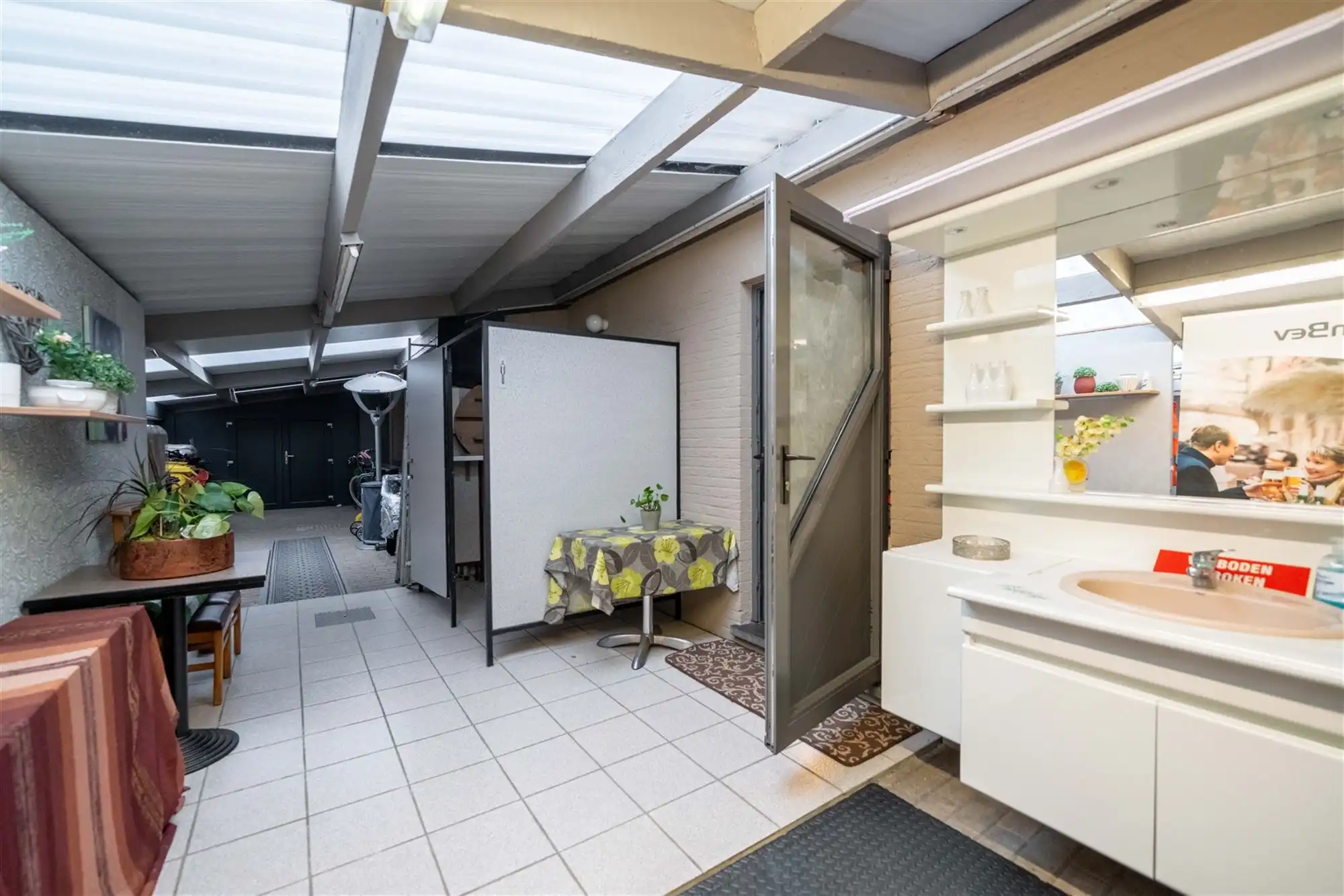 Prachtig handelspand met zaal en ruim appartement te koop! foto 18