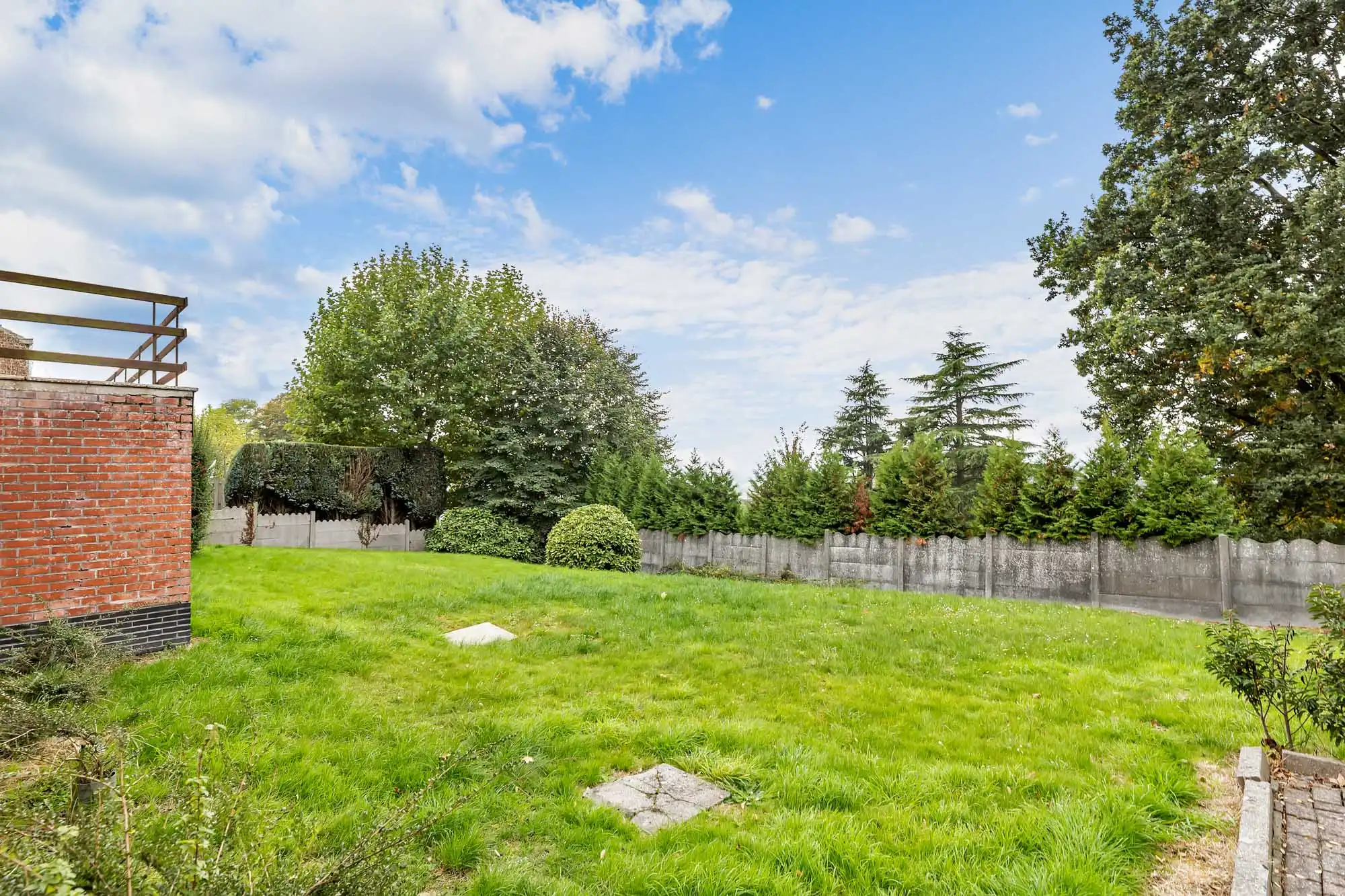 Ruime villa met 4 slpk met bouwgrond op +-18a met mooi zicht foto 28