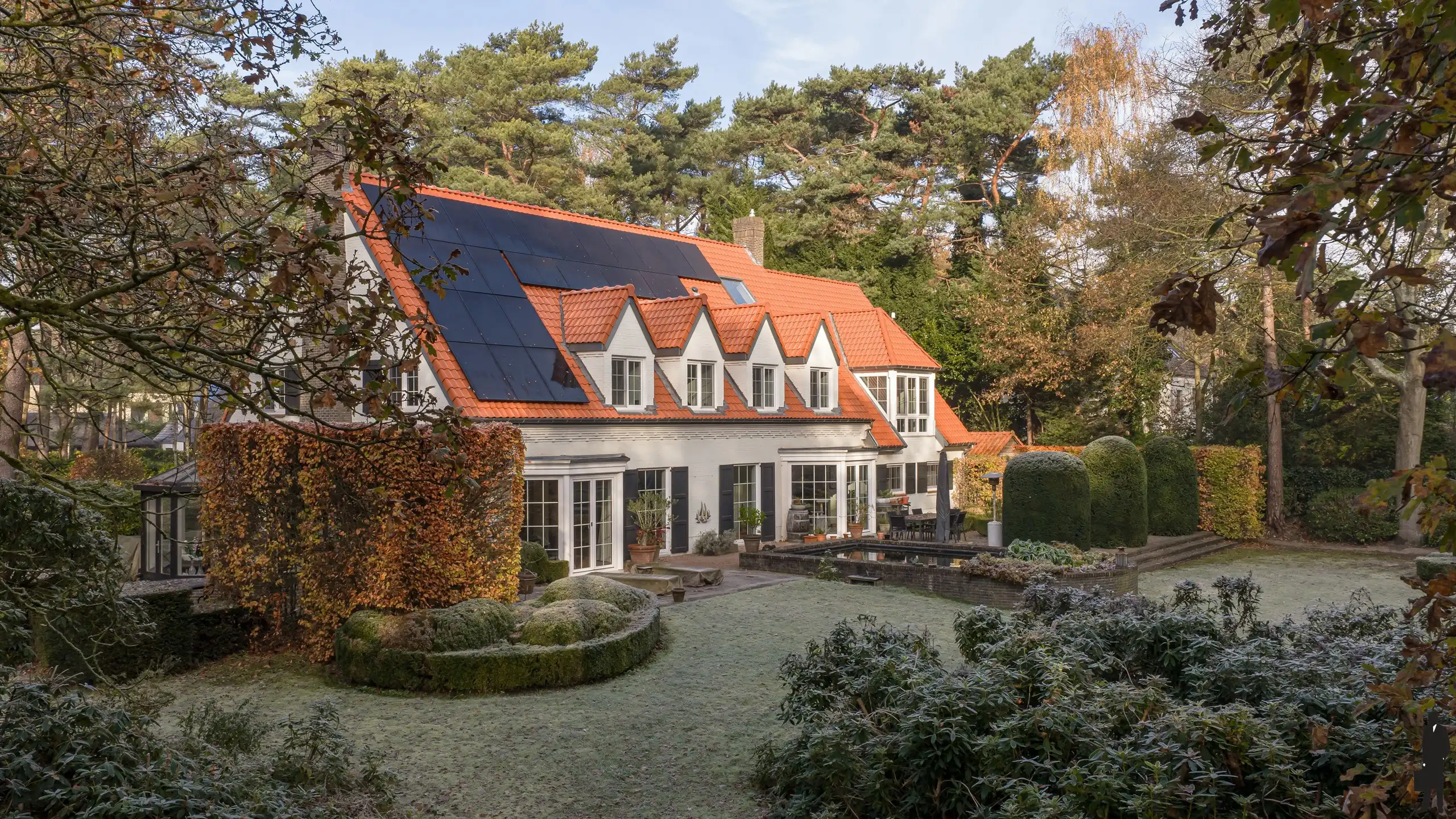 Topgelegen villa met zwembad en paddock!  foto 33