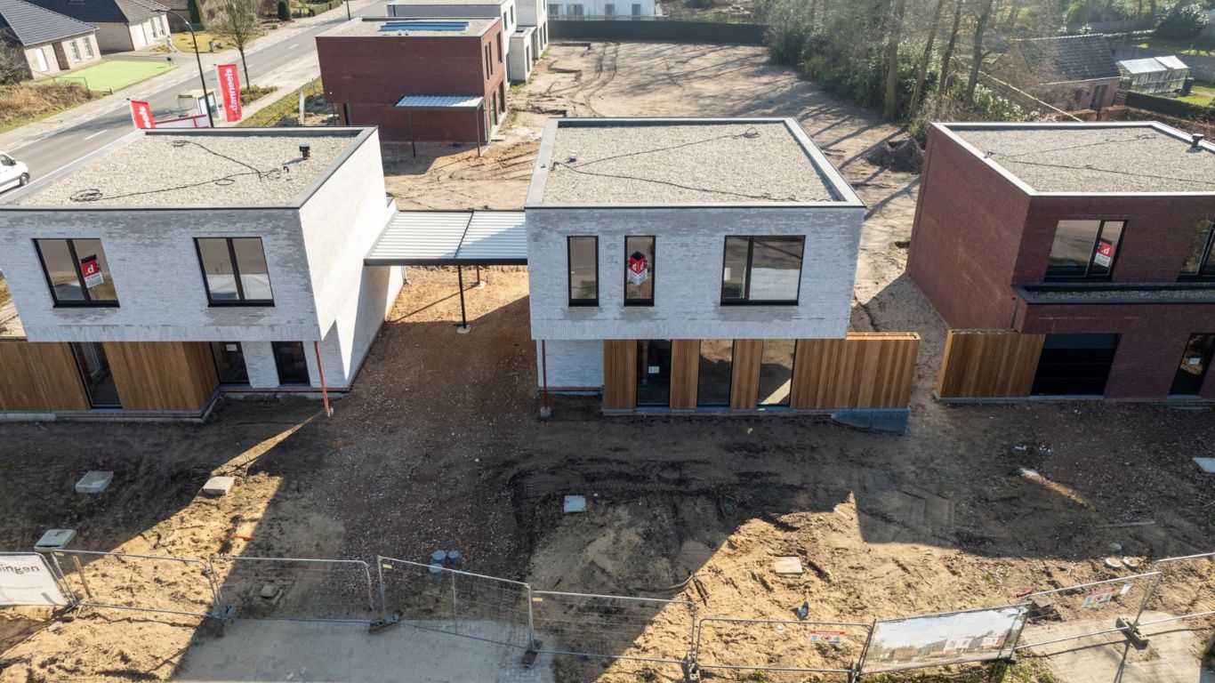 Energiezuinige moderne villa met 4 slpk’s foto 2