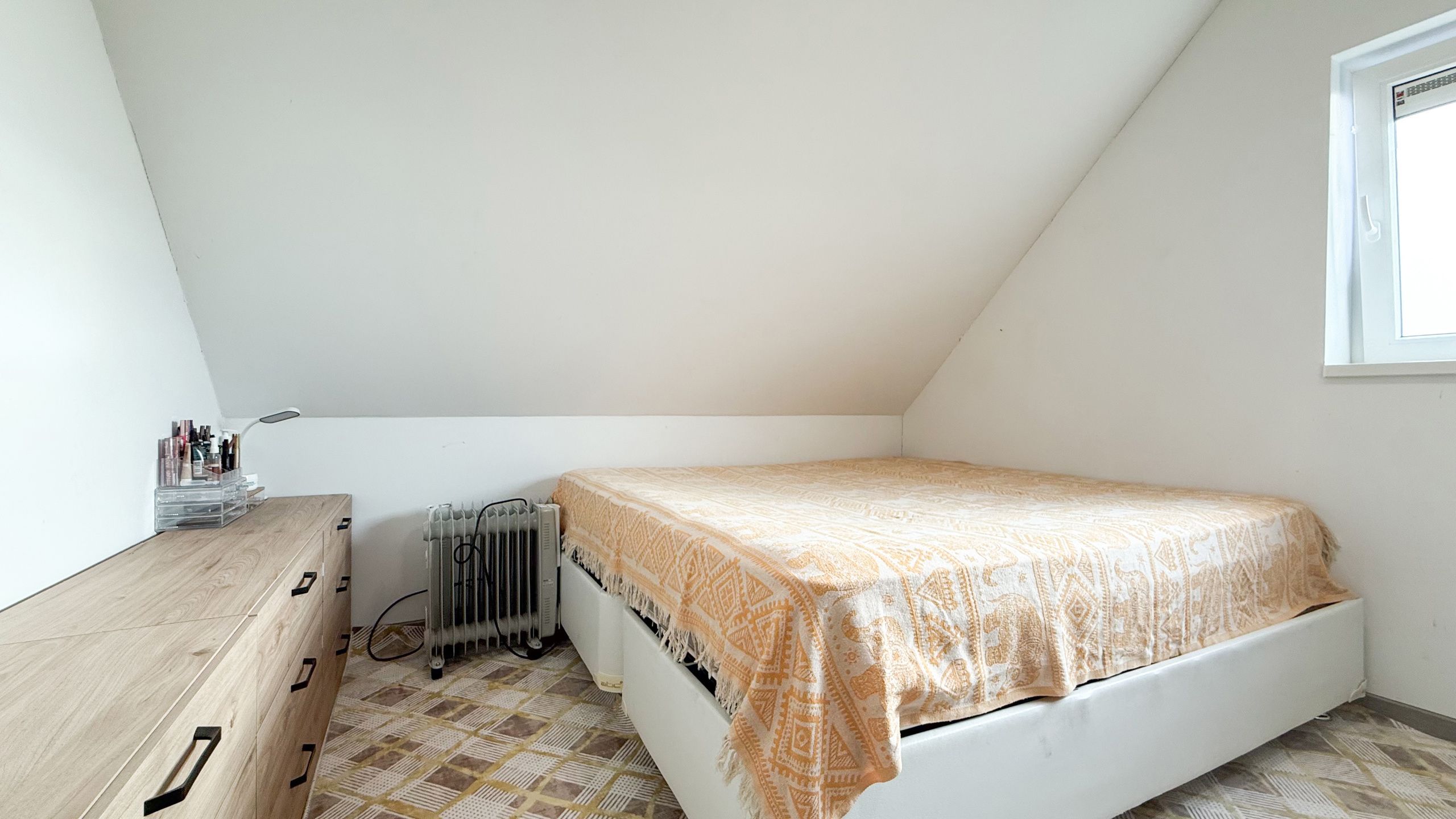 Ruim instapklaar duplex app in Paal, 108m², 3 slpks foto 26