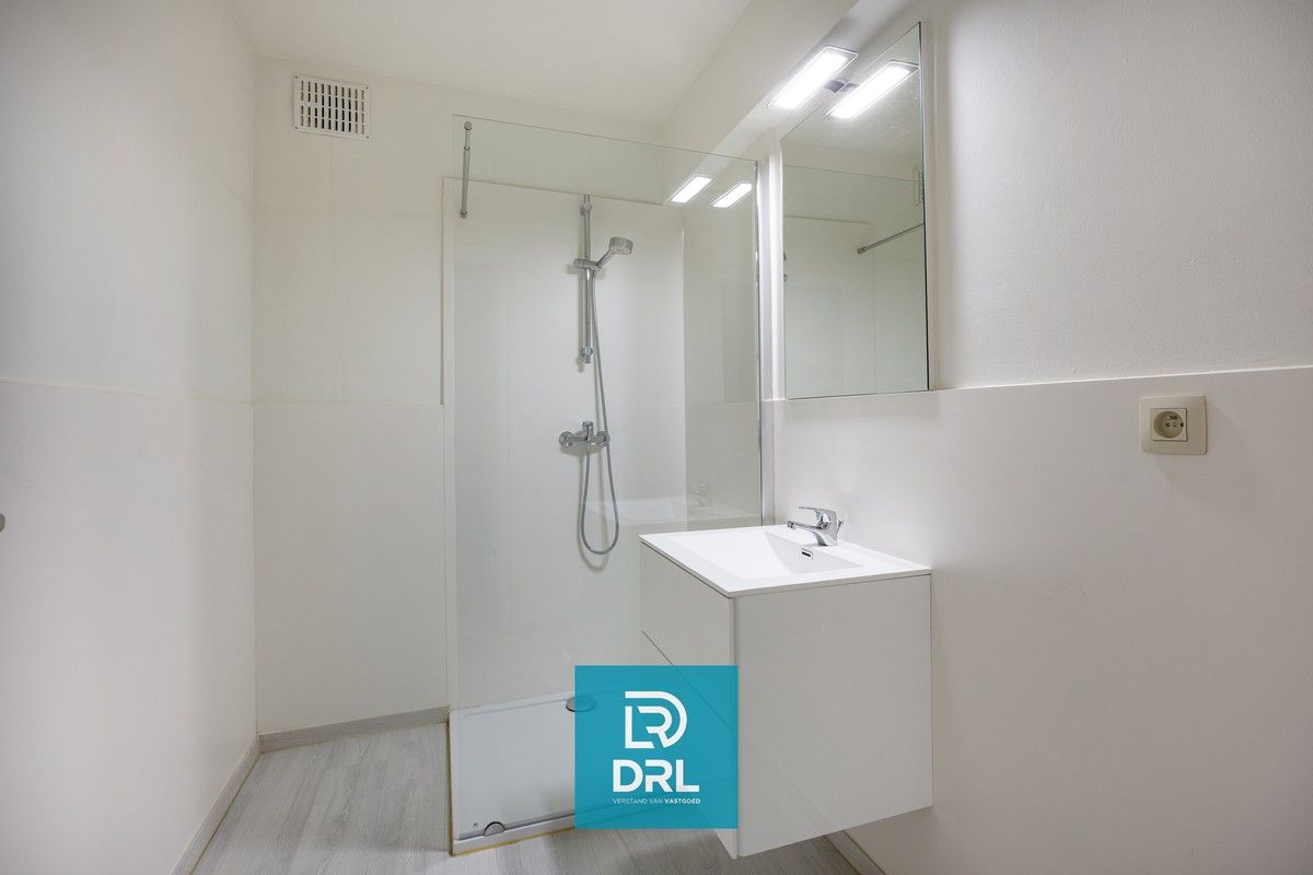 Prachtig appartement met open zicht op ’t Zand in hartje Brugge! foto 7