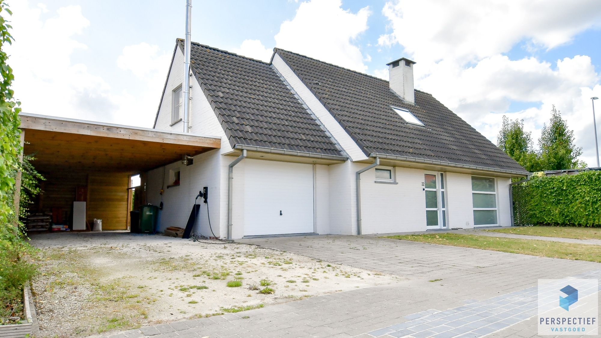 HEDENDAAGSE VILLA vlakbij het centrum van HERTSBERGE foto {{pictureIndex}}