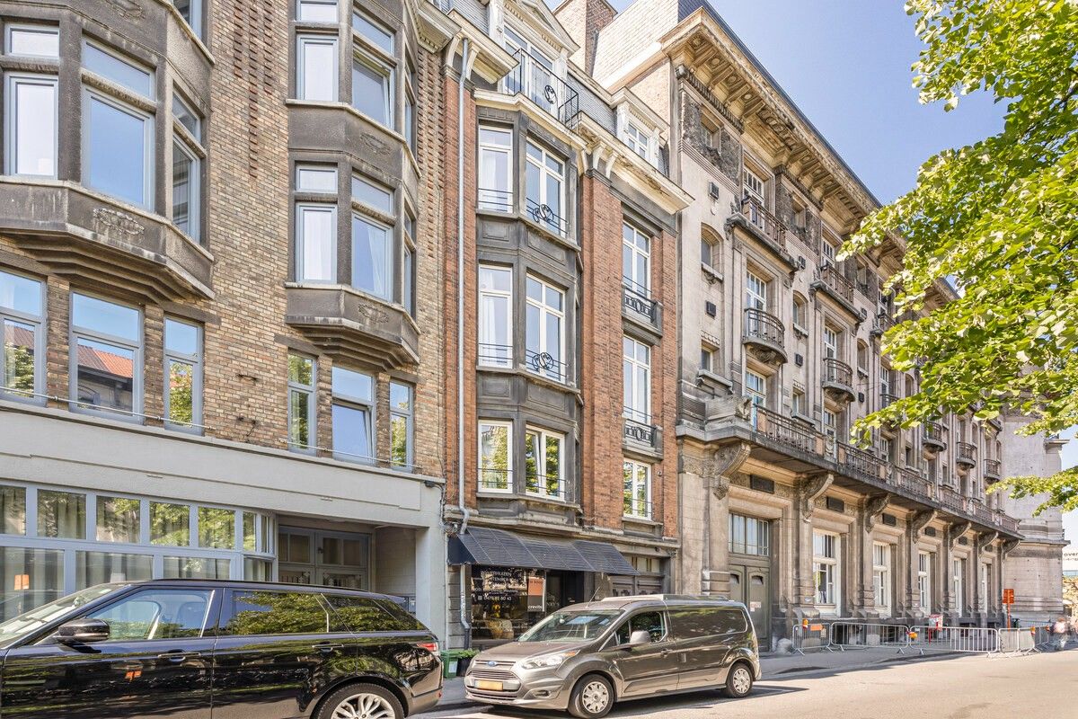 Vernieuwd 1-slaapkamerappartement aan het Sint-Pietersstation foto 19
