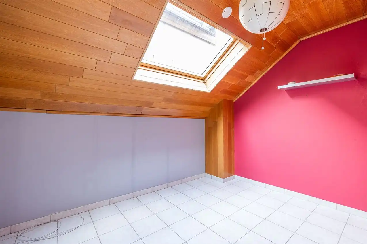 Instapklare stadswoning met inpandige garage foto 19