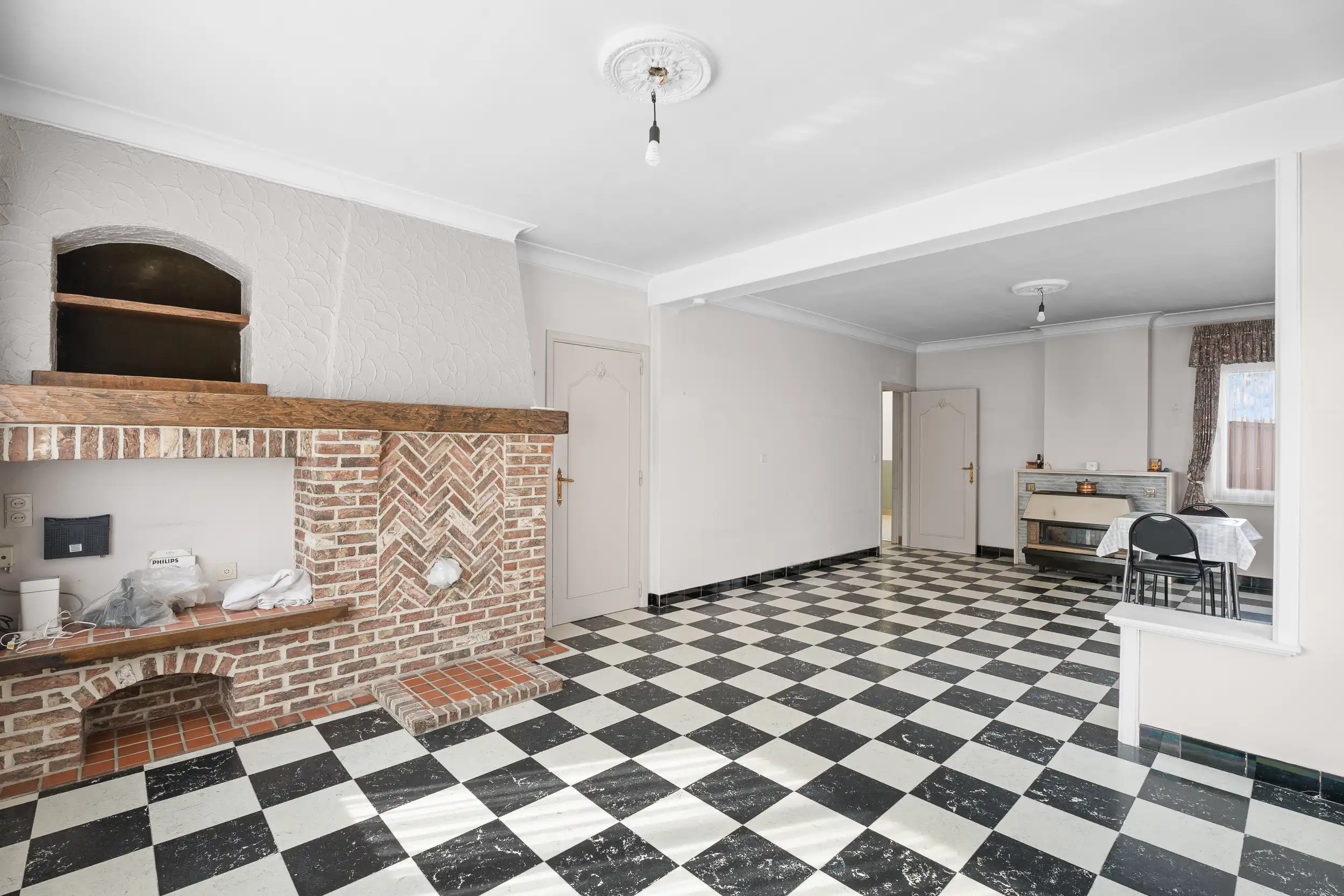 Karaktervolle woning met zonnige tuin in uniek Machelen foto 3