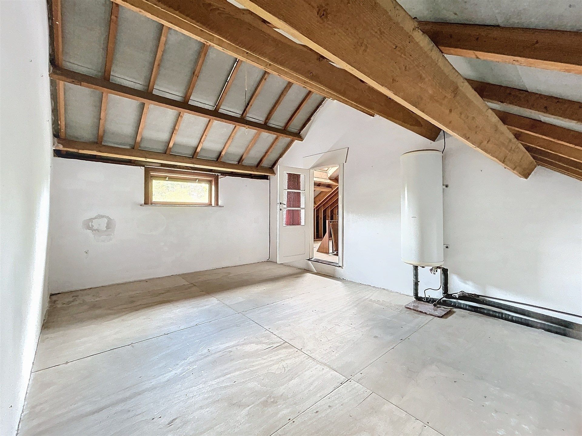 Woning met stallingen en loods op prachtig perceel van 2435m².  foto 20