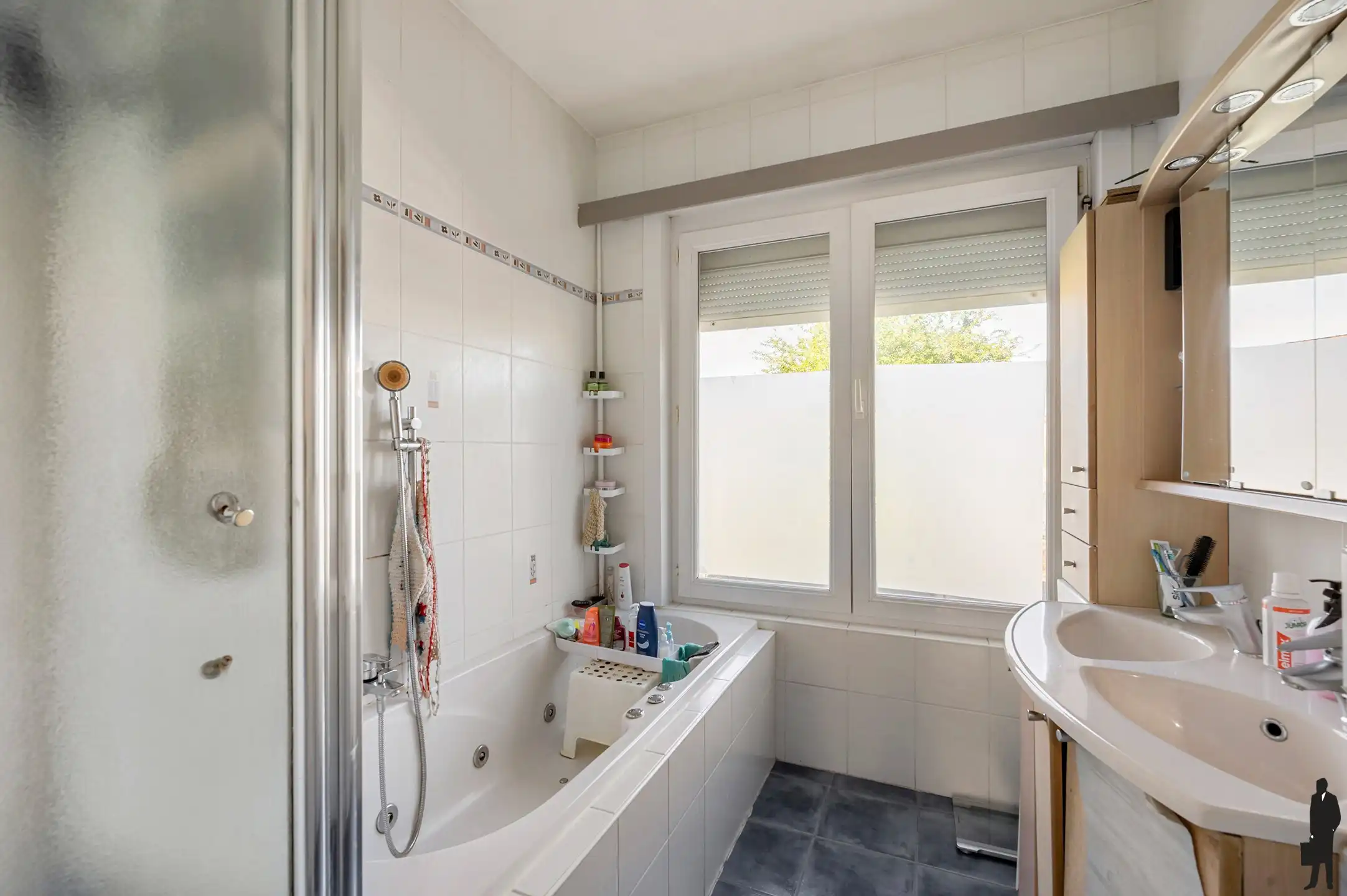 Lichtrijke woning op top locatie te koop! foto 18