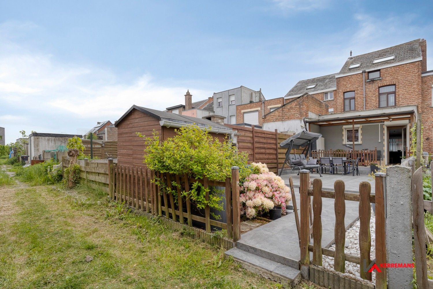 Instapklare woning met 4 slaapkamers, tuin en garage. foto 18