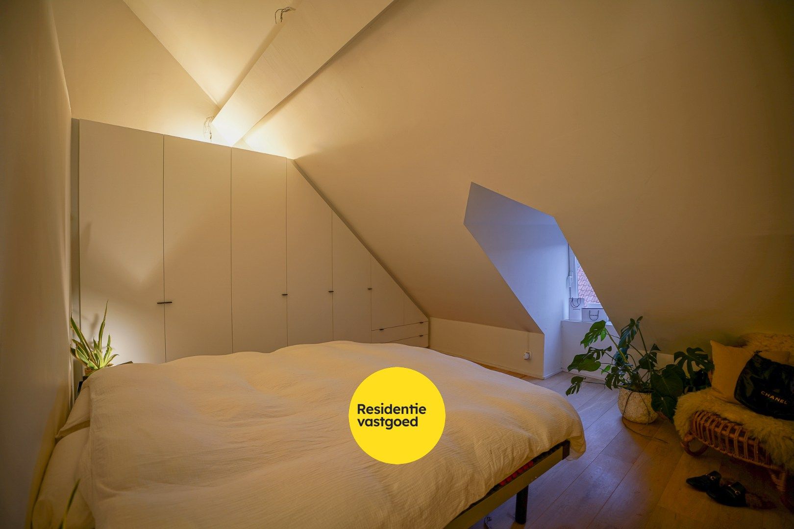 Unieke stadswoning in het hart van Brugge! foto 10