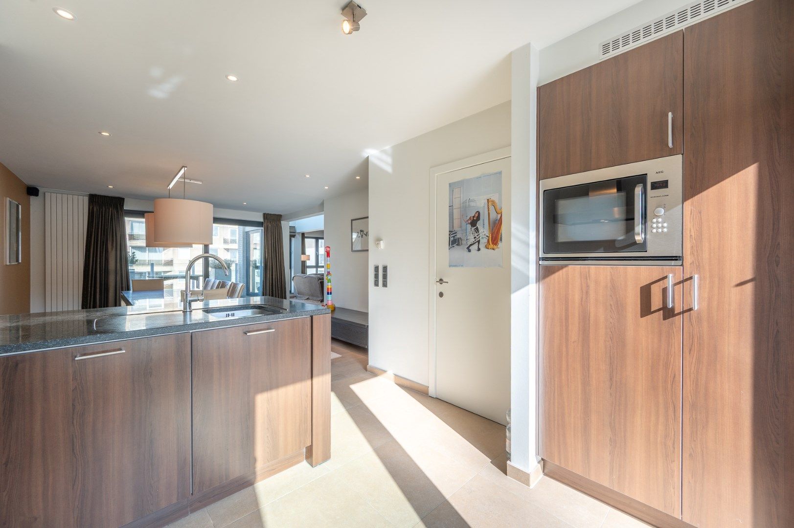 Uitzonderlijk ruim appartement met 3 slaapkamers en mooie zonneterrassen foto 10
