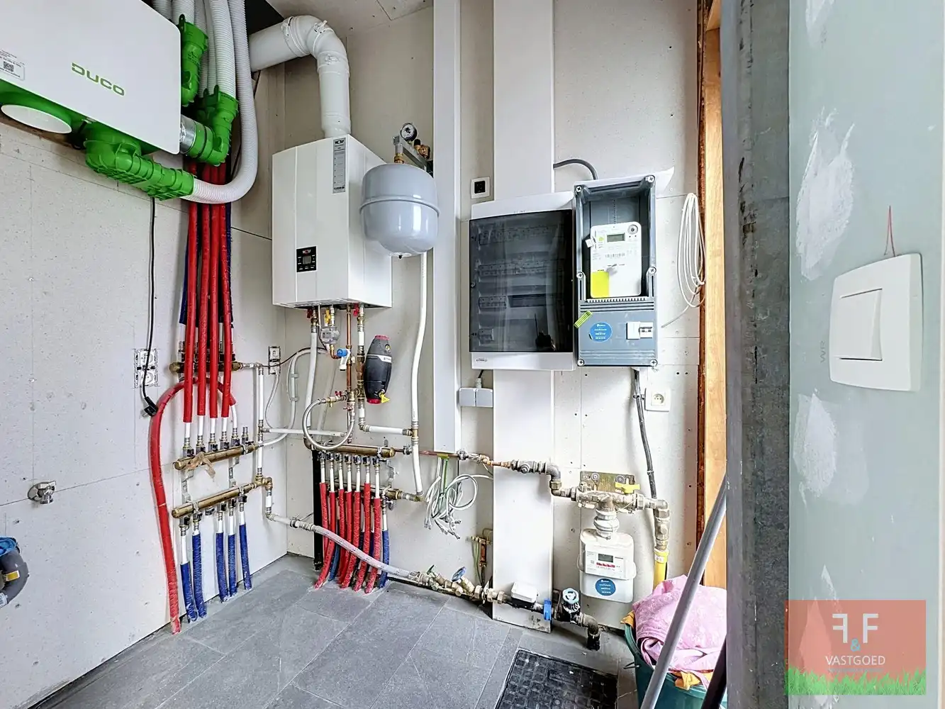 Prachtig gerenoveerde en ultra-energiezuinige gezinswoning (EPC A) met zonnige stadstuin in centrum Wetteren foto 23