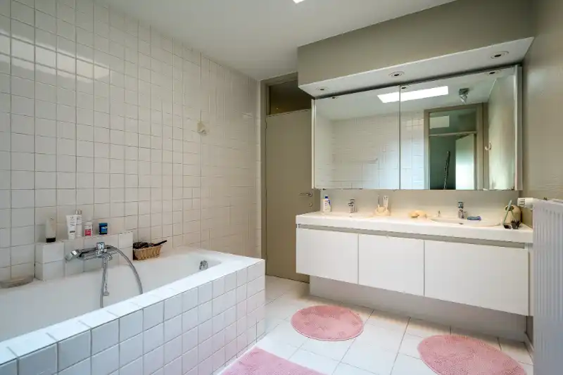 Unieke en ruime woning met geïntegreerd kantoor, 4 slpks en zuidgerichte tuin foto 18