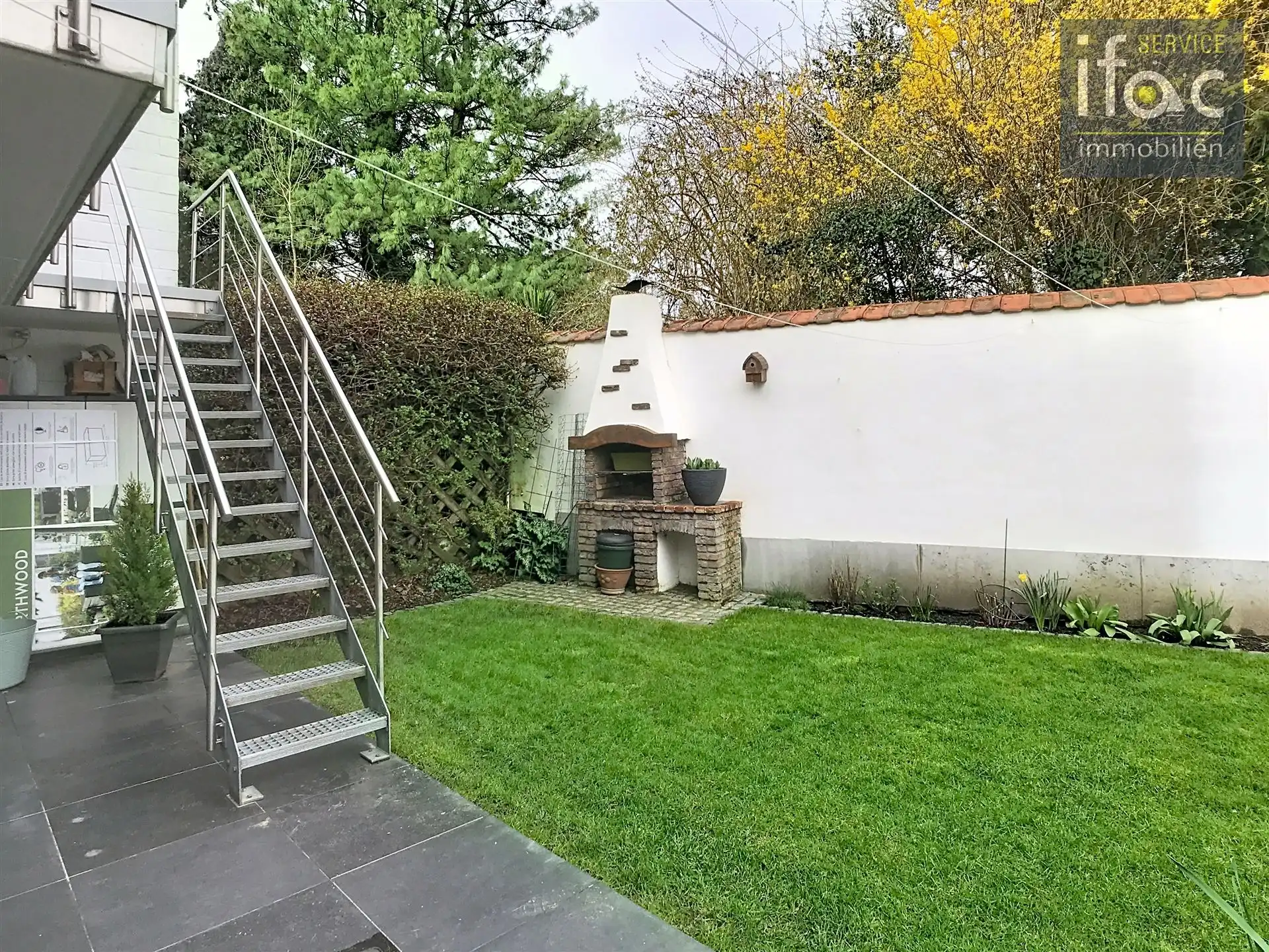 Super onderhouden 3 slaapkamer woning foto 23