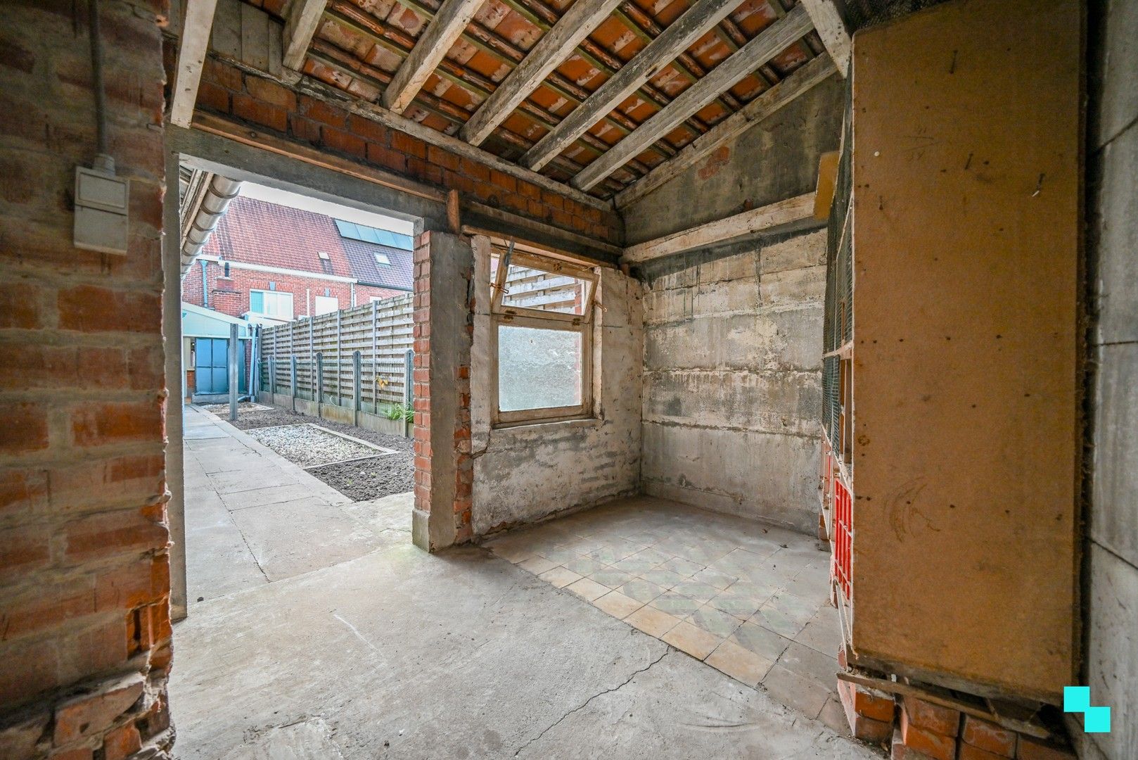 Ruime eengezinswoning te Emelgem foto 27