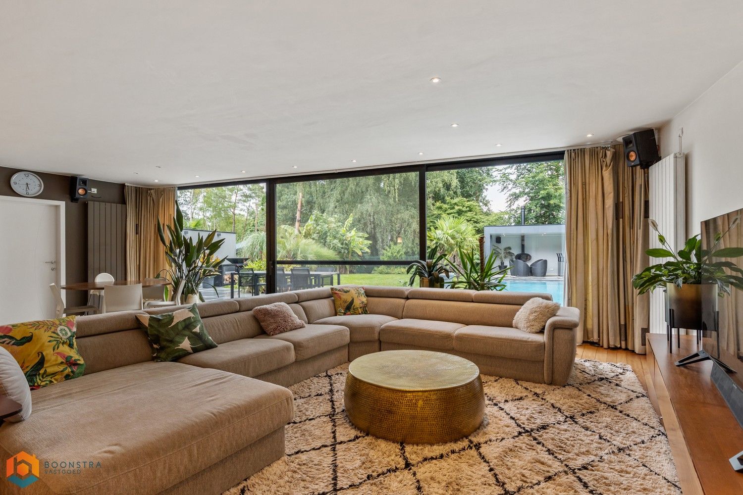 Energiezuinige villa op 1.636 m² met zwembad, lounge-ruimte en tropisch aangelegde tuin in Tremelo foto 5