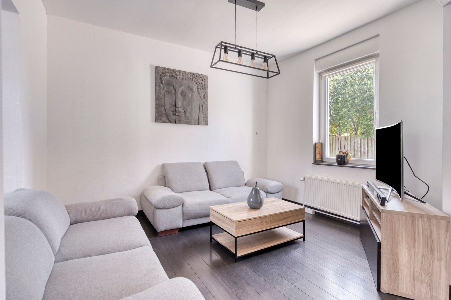 Half-open bebouwing met 3 slaapkamers en tuin! foto 3